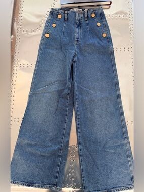 Zara Medium Blue Wide-Leg Denim Jeans with Gold Buttons